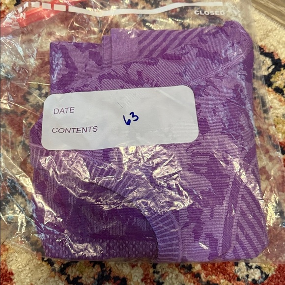 Lululemon Swiftly Tech Long Sleeve in Purple Camo Size 6 - Picture 8 of 8